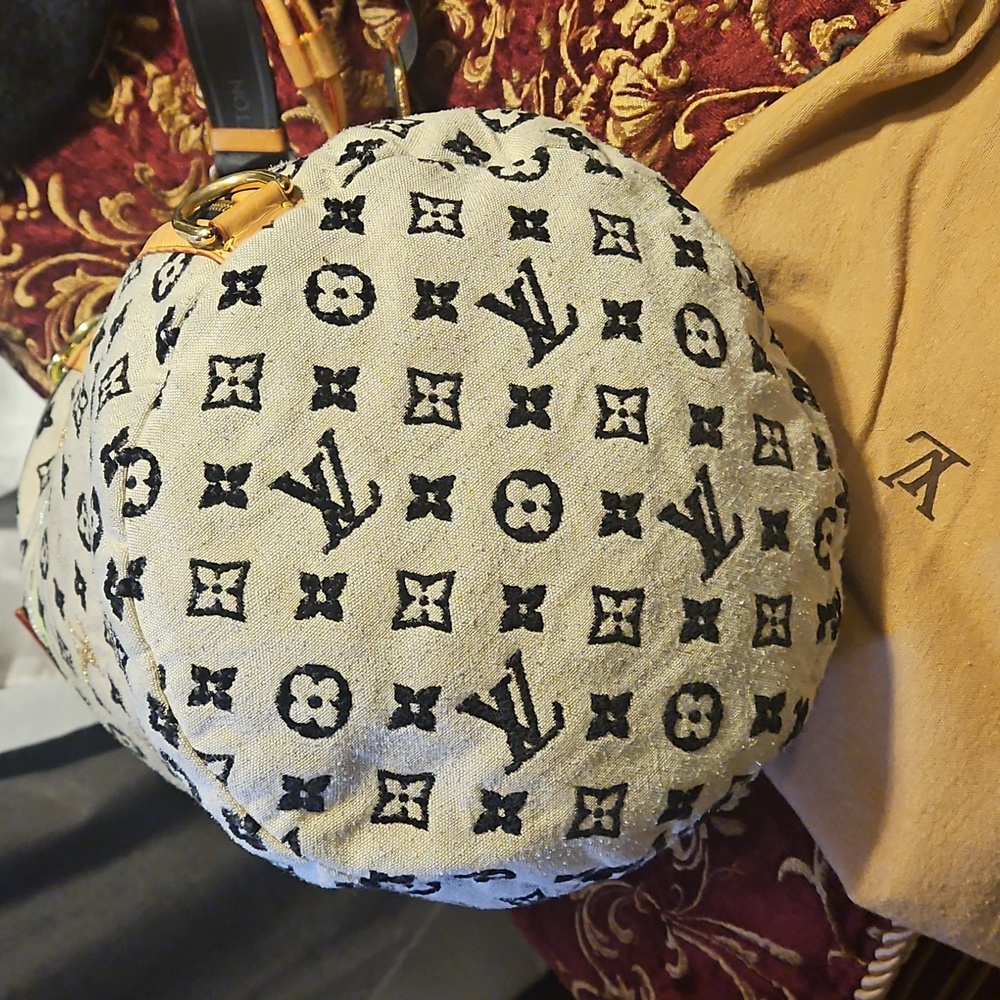 Authentic Limited Edition Louis Vuitton Monogram Cheche Gypsy PM Handbag - Picture 14 of 16